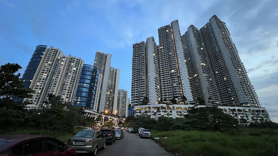 Auction: Unit No., Block 1A, Amberside, Persiaran Danga Perdana, Country Garden, Danga Bay, 80200 Johor Bahru, Johor